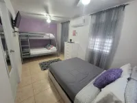 Apt w/ Pool deck & Games, 5 mins from the Beach OU
