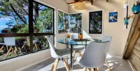 Kereru Cottage - private bach with sea view