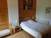 Spacious apartment of 70m2 / 6p. in chalet well located 500m from the village of Allos