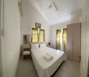 Paloma Villa in Flic-en-Flac - Luxury, Peace and Comfort for 1 to 10 People  호텔