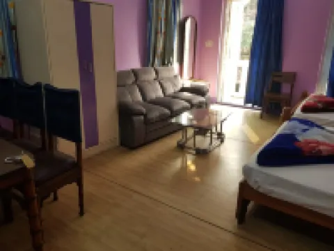 ホテル 21 マザーハウス周辺のホテル