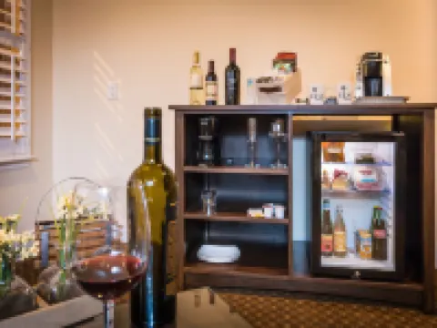 普利茅斯休憩酒店 阿馬多爾縣酒店