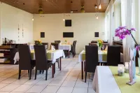 Hotel Landgasthaus Sockenbacher Hof فنادق في Obrigheim