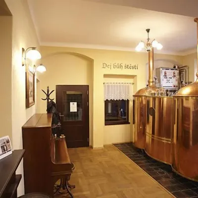 Hotelové Pokoje Kolčavka Các khách sạn gần Khu Prague 09
