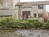 The Hayloft at Tennant Barn Hotels in Conistone with Kilnsey
