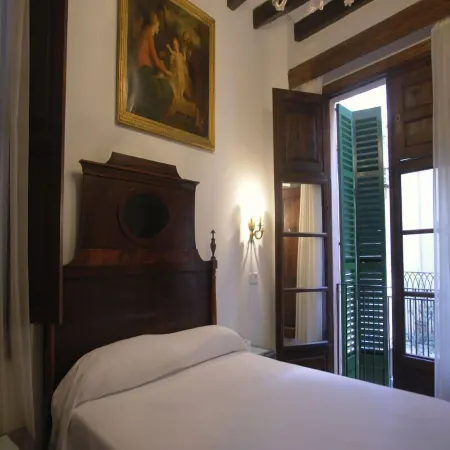 Turismo de Interior Ca Sa Padrina Отели рядом с достопримечательностью «Университет Балеарских островов»