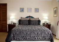 Bathurst Heights Bed & Breakfast Hotels in Bathurst
