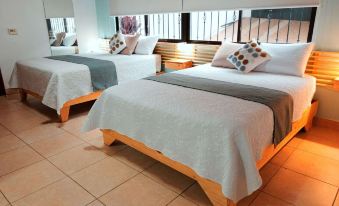 Trebol Amarillo Bed & Breakfast