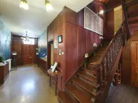 Chateau de Bonnevaux Hotels in Balbins