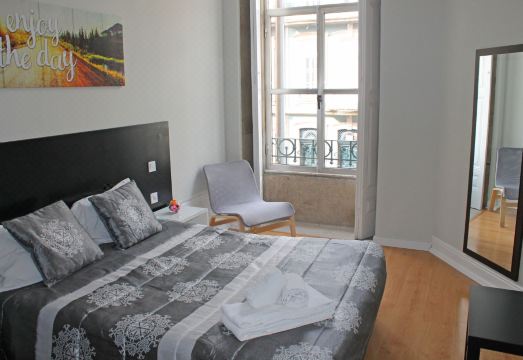 레지덴시알 루나르