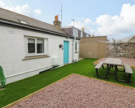 2 College Bounds Hotels in Fraserburgh