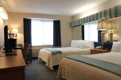 Brentwood Inn & Suites Hotels near Douglas Trail