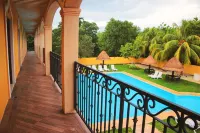 Hotel Tuul - piscina
