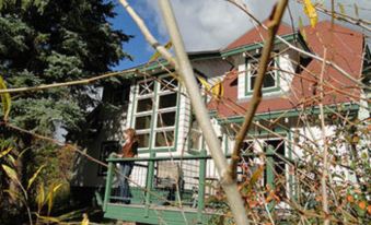The Historic Redstone Inn