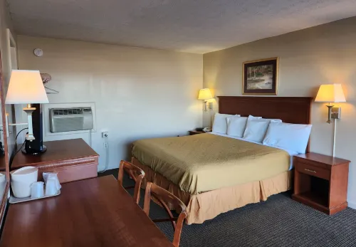 Royal Motel Hotels in Hempfield Township