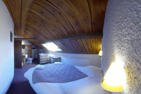 Hôtel les Gardettes Отели в г. Сент-Аполлинер