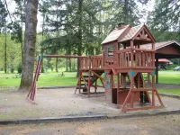 Lone Fir Resort Hotels in Cowlitz County