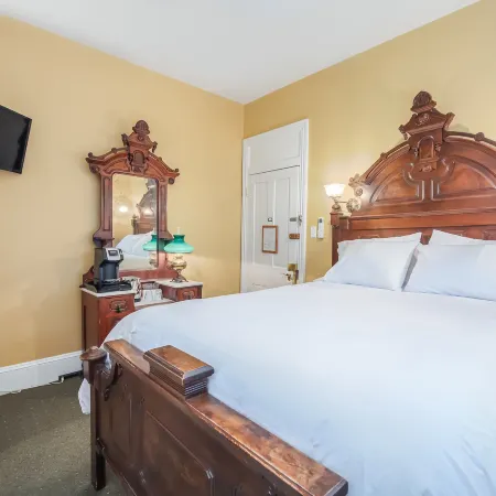 Bedford Inn