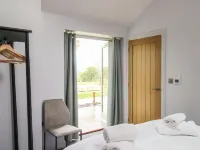 The Cosy Cowshed Hotels in Axminster