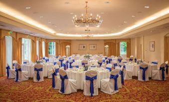 The Fenwick Hotel