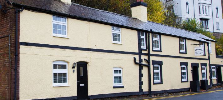 Catref Hotels in Llangollen