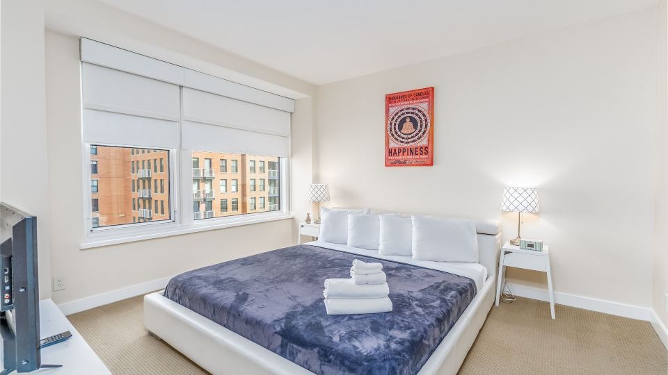 Heaven on Washington Fully Furnished Apartments