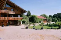 Wampendobler Paradies Hotels in Arnstorf