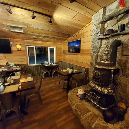 Ouray Riverside Resort - Inn & Cabins