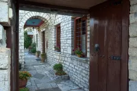 Vikos Hotel Hotels in Monodendri