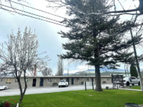 Chewelah Motel and RV Park Hotels in Stevens County