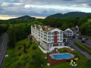 Bluenose Inn - Bar Harbor Hotel