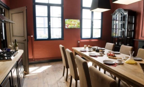 Ganda Rooms & Suites - Housity