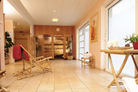 Hotel Villa Gropius Отели в г. Тиммендорфер-Штранд