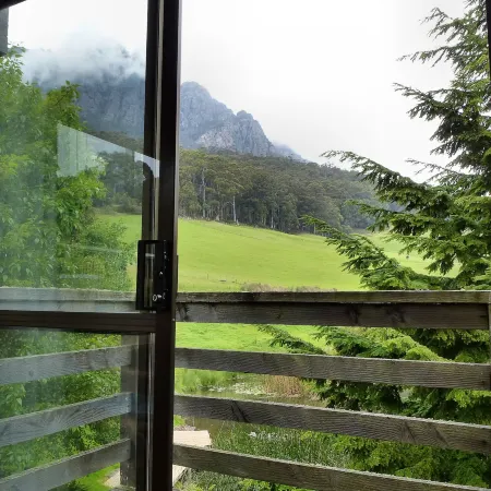Silver Ridge Retreat