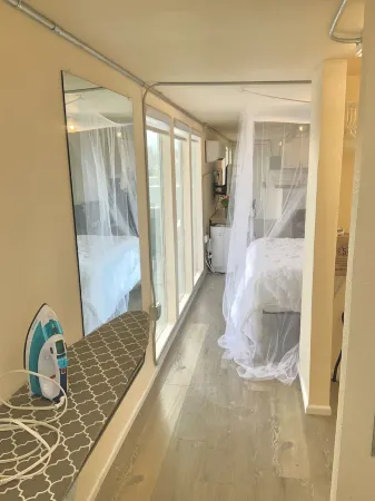 Studio Condo above downtown Gym- close to Gorge