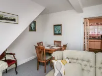 23 Beach Road