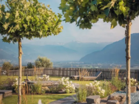 西格慕盧思庫隆酒店 阿皮亞諾蘇拉斯特拉達德爾維諾酒店