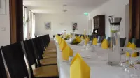 Hotel Und Restaurant Kranichsberg Hotel di Woltersdorf