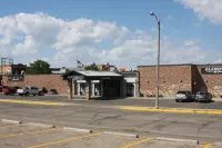 Gladstone Inn and Suites Hotels in Stutsman County