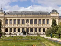 Korner Saint Marcel Hotels near Fontaine Saint-Michel