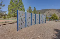 'Star House' Unique Home w/ 360 Mountain Views! - spa