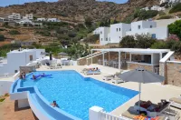 Galaxy Hotel - Beach