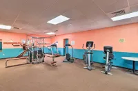 Summer Winds Resort Condo w/ Ocean Views!