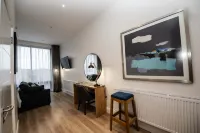 The James Suites Hotels in Londonderry