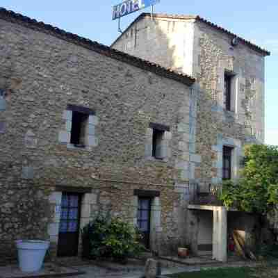 Les Tamaris Hotel Exterior