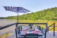 Private on-Site Boat Dock Cabin on Lake Jordan - 2-Sterne