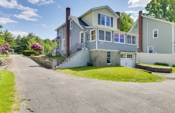 湖濱住宅，靠近南靈頓山！