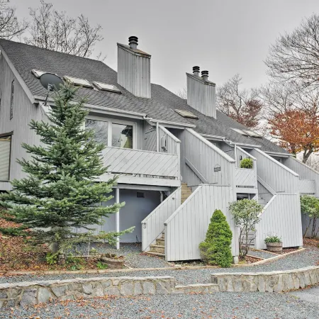 All-Season Base in Beech Mountain