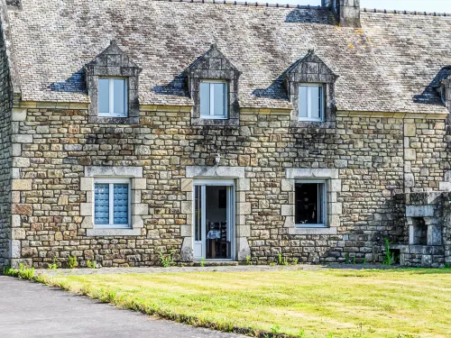 Maison de Kerbarh - Homestays