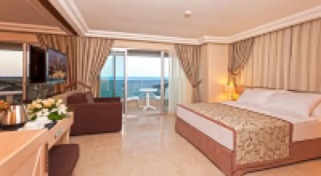 Xperia Saray Beach Hotel